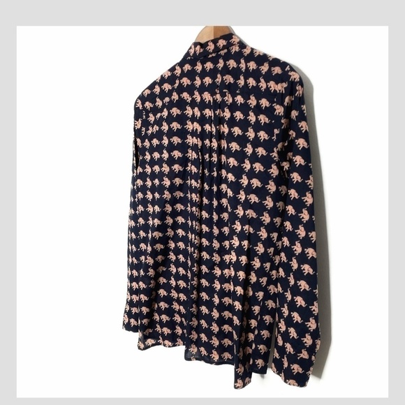 GAP Fitted Boyfriend Shirt Elephant Motif Navy 100% Cotton Popover Button Detail - Picture 9 of 9